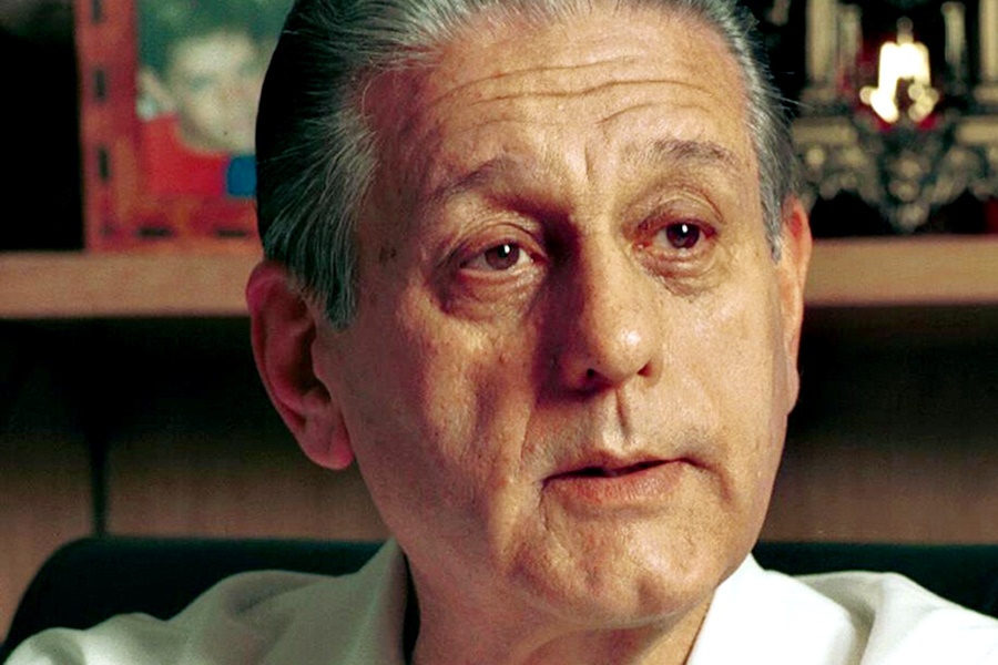 HOMENAJE A DE FAVALORO